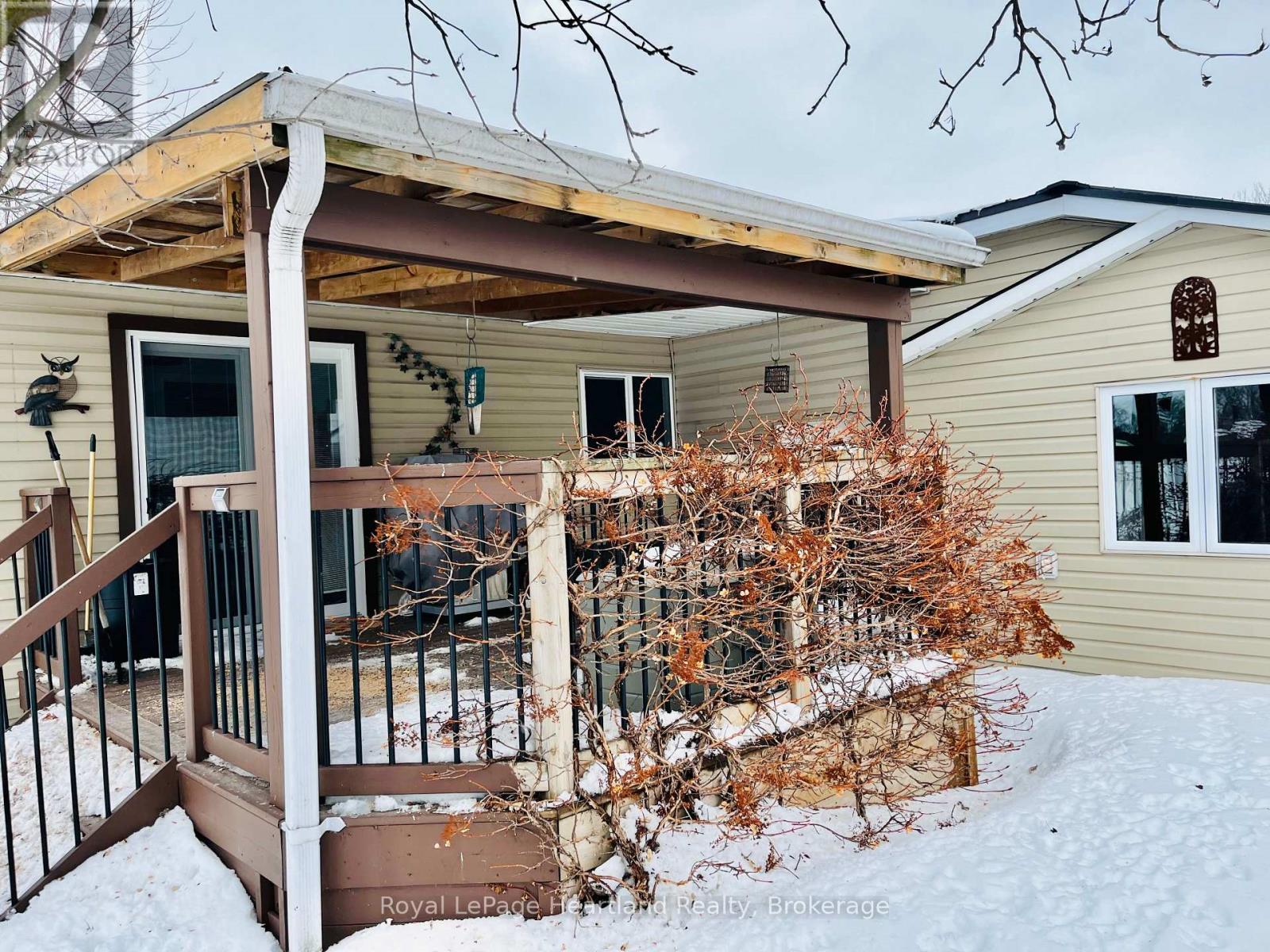 12 Velma Street, Strathroy-Caradoc, Ontario  N7G 3L3 - Photo 25 - X12783092