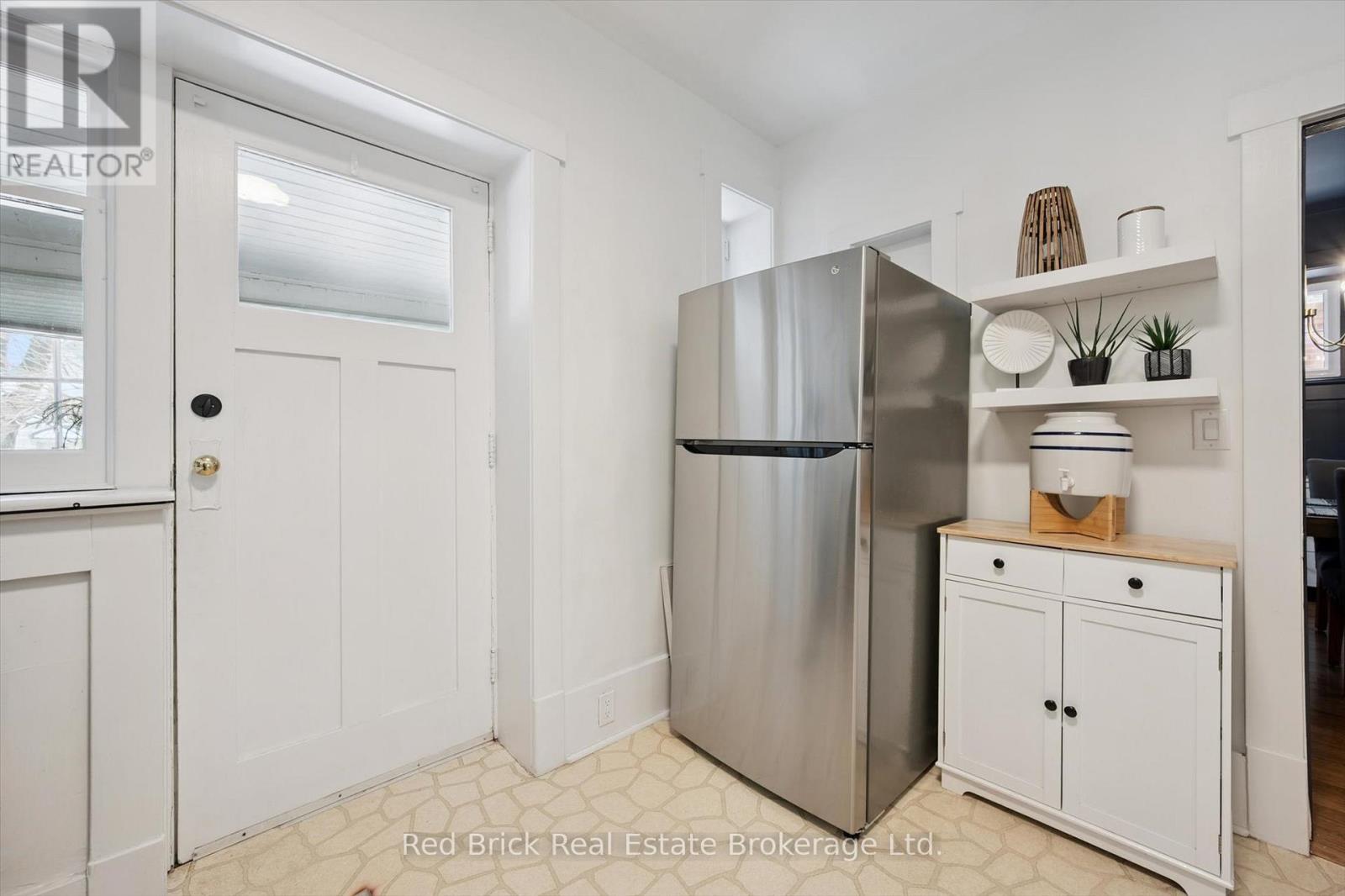 32 Eramosa Road, Guelph, Ontario  N1E 2L5 - Photo 15 - X12783118