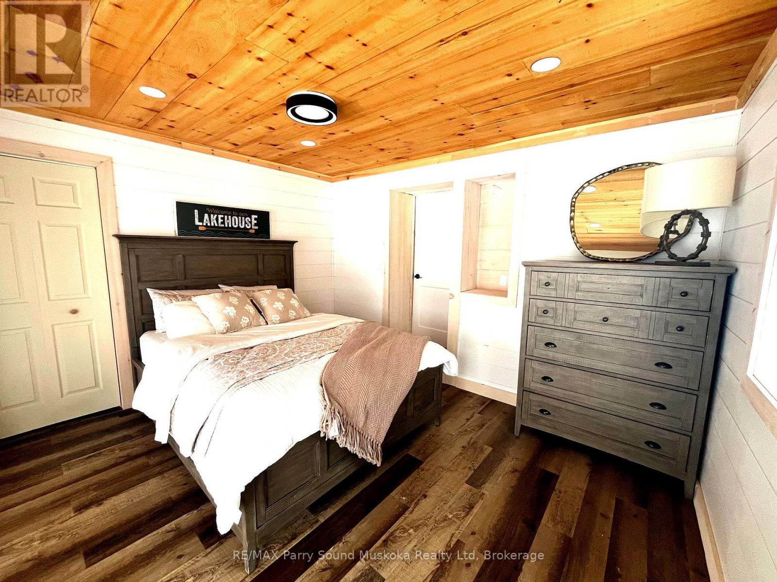 18 Inverlochy Road, Carling, Ontario  P0G 1G0 - Photo 27 - X12783156