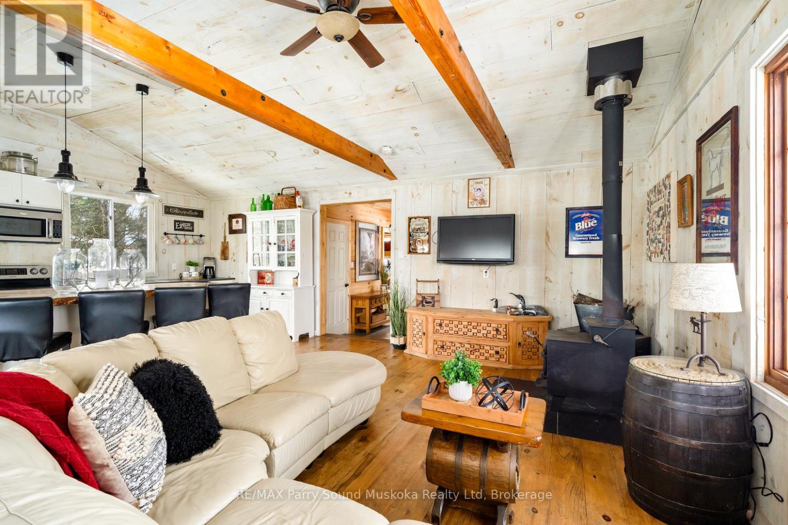 18 Inverlochy Road, Carling, Ontario  P0G 1G0 - Photo 3 - X12783156