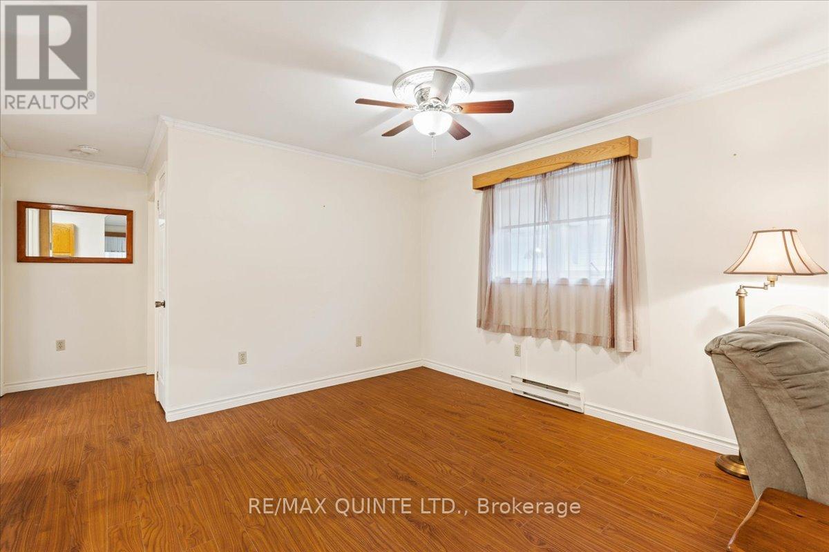 16 Maple Avenue, Prince Edward County (Picton Ward), Ontario  K0K 2T0 - Photo 18 - X12782934