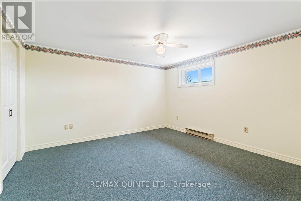 16 Maple Avenue, Prince Edward County (Picton Ward), Ontario  K0K 2T0 - Photo 31 - X12782934