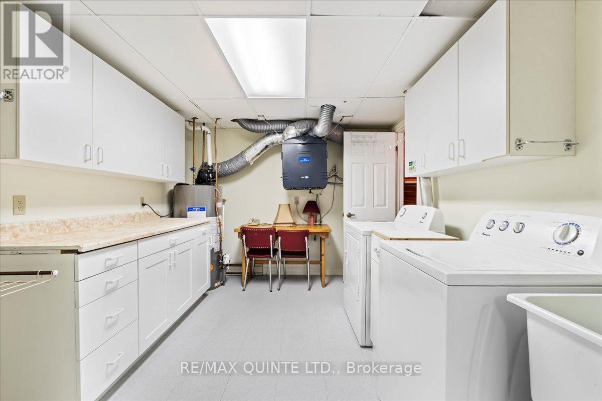 16 Maple Avenue, Prince Edward County (Picton Ward), Ontario  K0K 2T0 - Photo 34 - X12782934