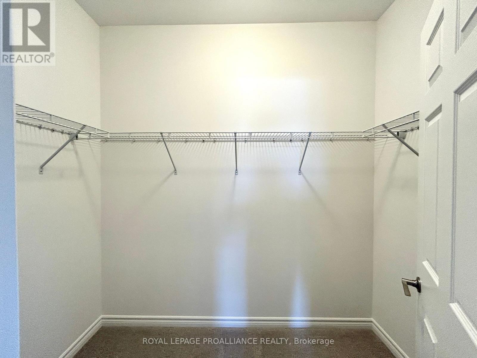 134 Stonecrest Boulevard, Quinte West (Sidney Ward), Ontario  K8R 0B4 - Photo 10 - X12782970