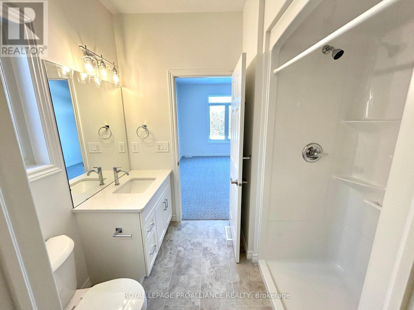 134 Stonecrest Boulevard, Quinte West (Sidney Ward), Ontario  K8R 0B4 - Photo 11 - X12782970