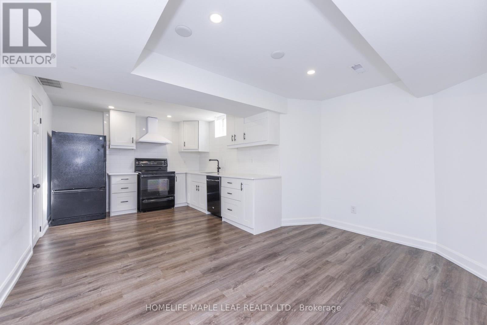 7 Southbury Manor Drive, Caledon, Ontario  L7E 1X7 - Photo 39 - W12782704