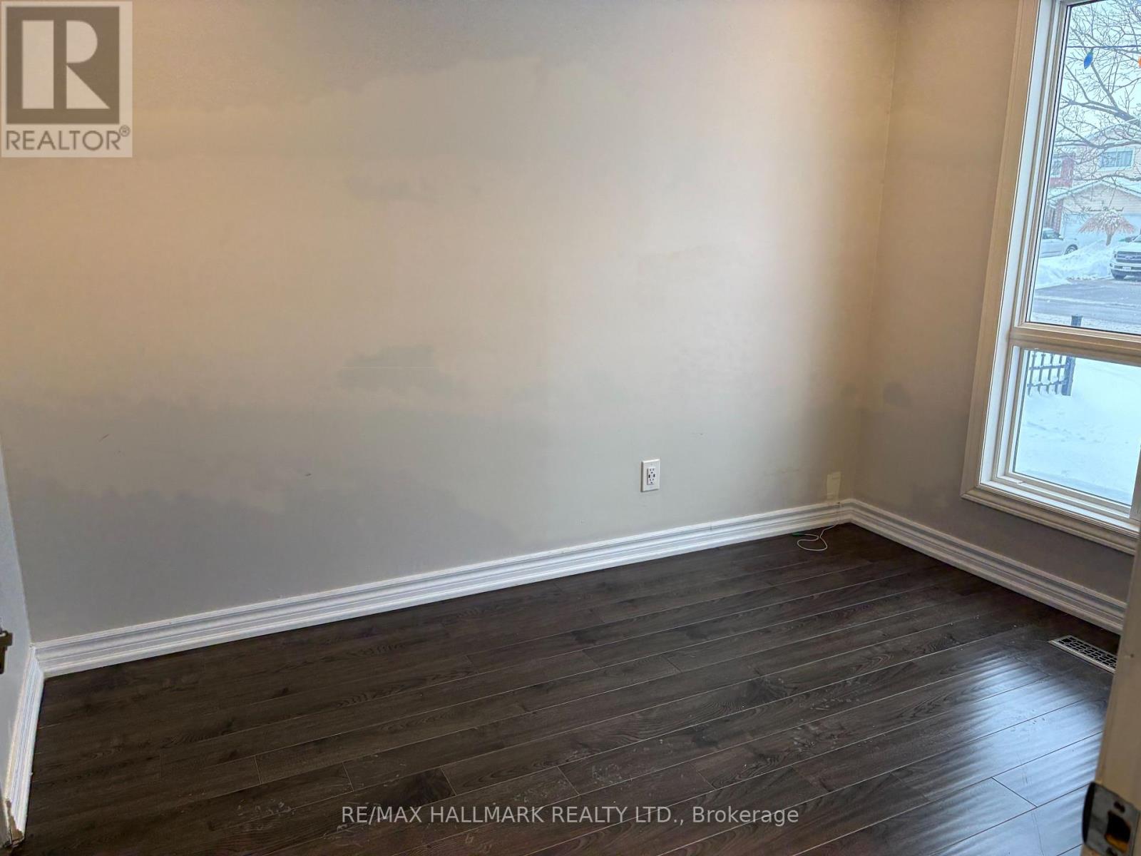 4 Simmons Boulevard, Brampton, Ontario  L6V 3V5 - Photo 5 - W12782718