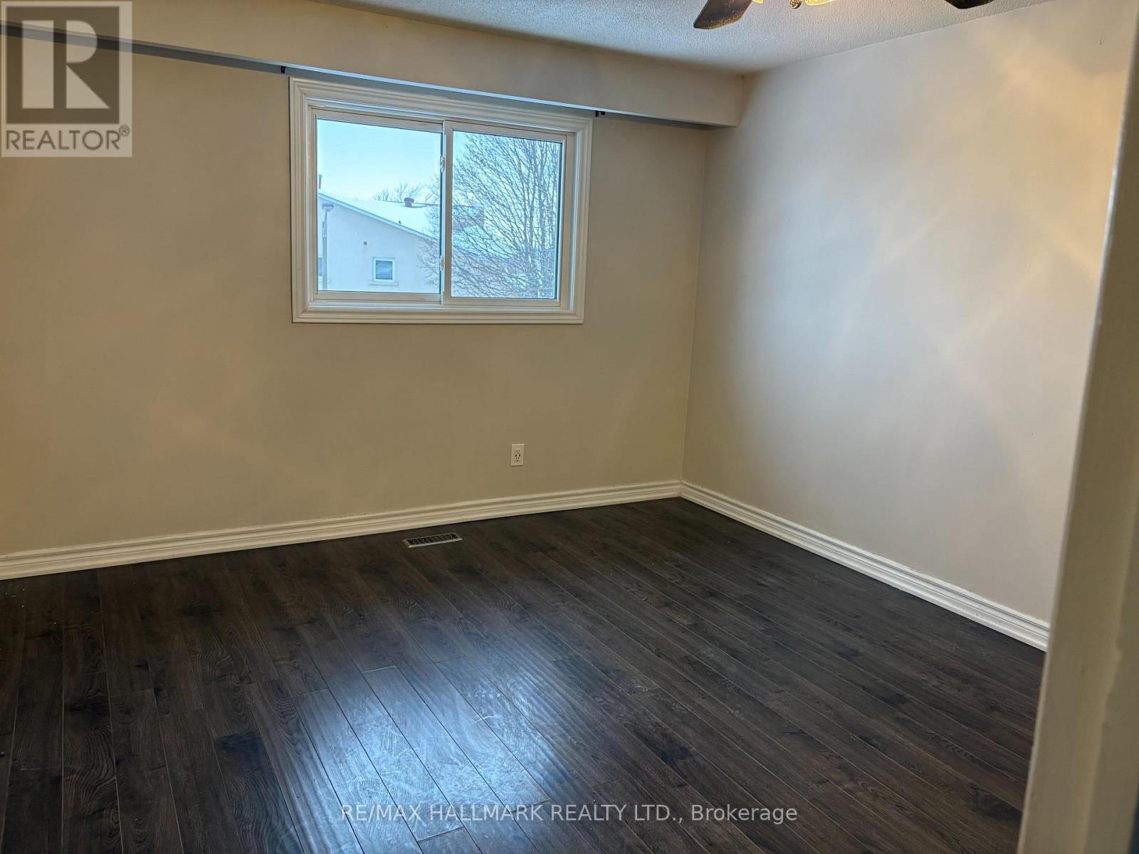 4 Simmons Boulevard, Brampton, Ontario  L6V 3V5 - Photo 6 - W12782718