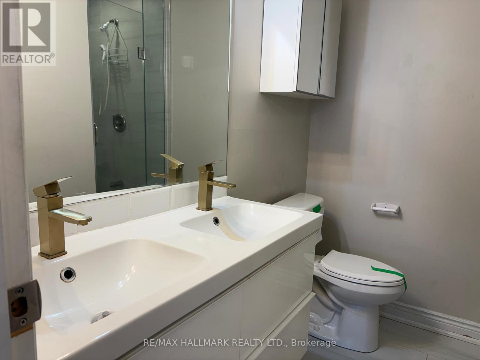 4 Simmons Boulevard, Brampton, Ontario  L6V 3V5 - Photo 8 - W12782718