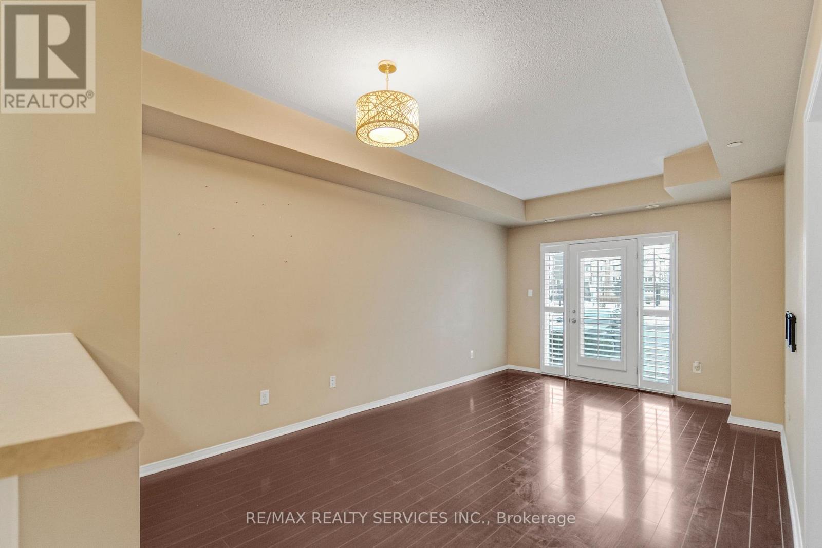 101 - 5150 Winston Churchill Boulevard, Mississauga, Ontario  L5M 0P1 - Photo 3 - W12782752