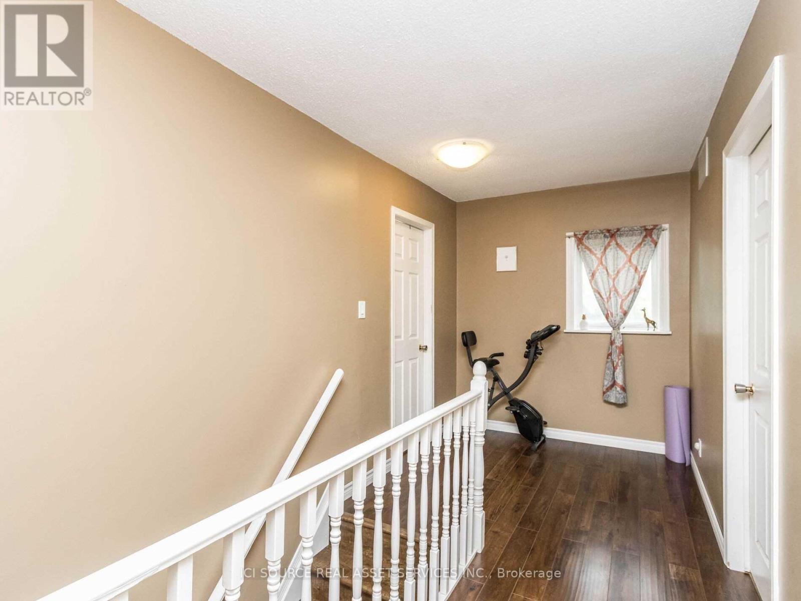 26 Mcmurchy Avenue S, Brampton, Ontario  L6Y 1Y3 - Photo 11 - W12782756