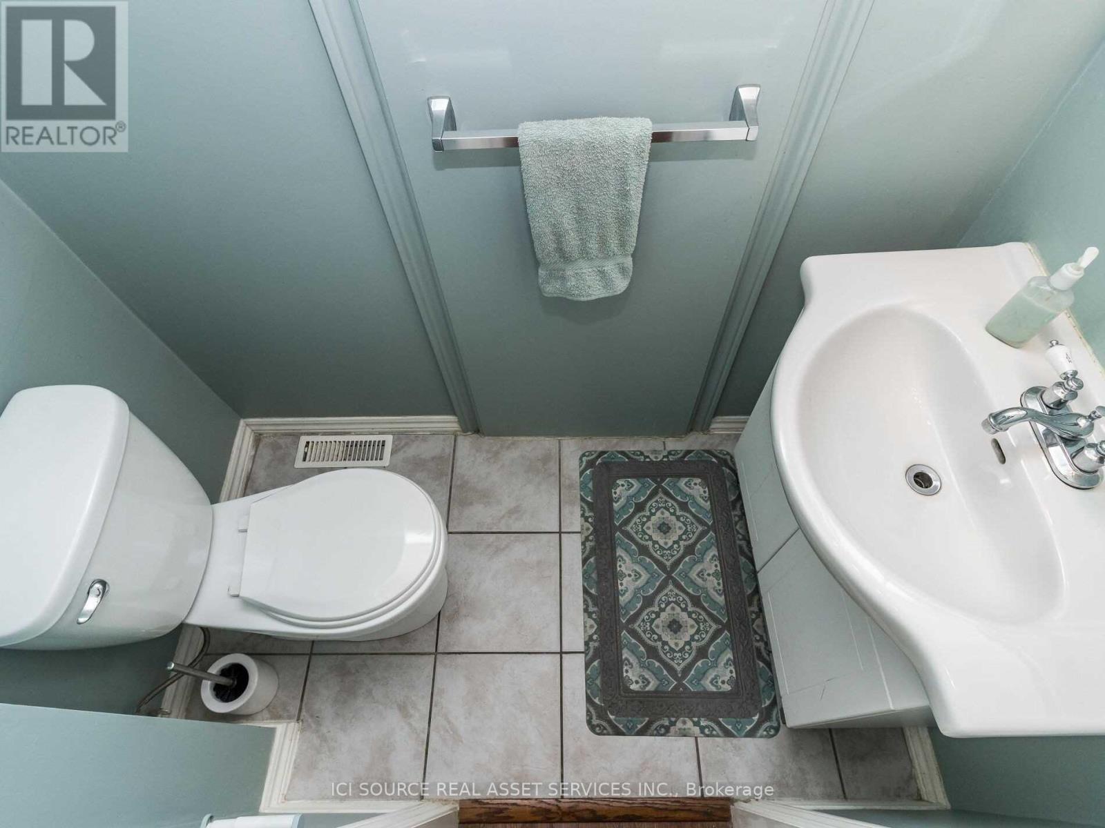 26 Mcmurchy Avenue S, Brampton, Ontario  L6Y 1Y3 - Photo 13 - W12782756