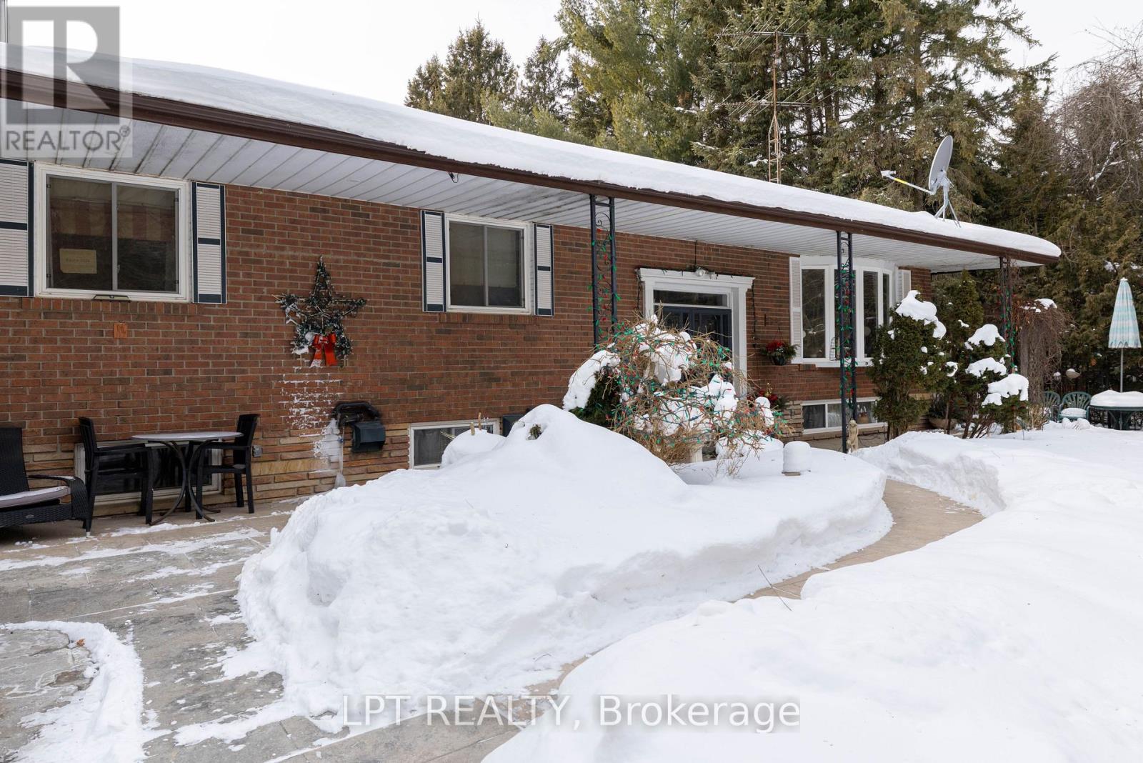 15142 Mount Pleasant Road, Caledon, Ontario  L7E 3M4 - Photo 3 - W12782778