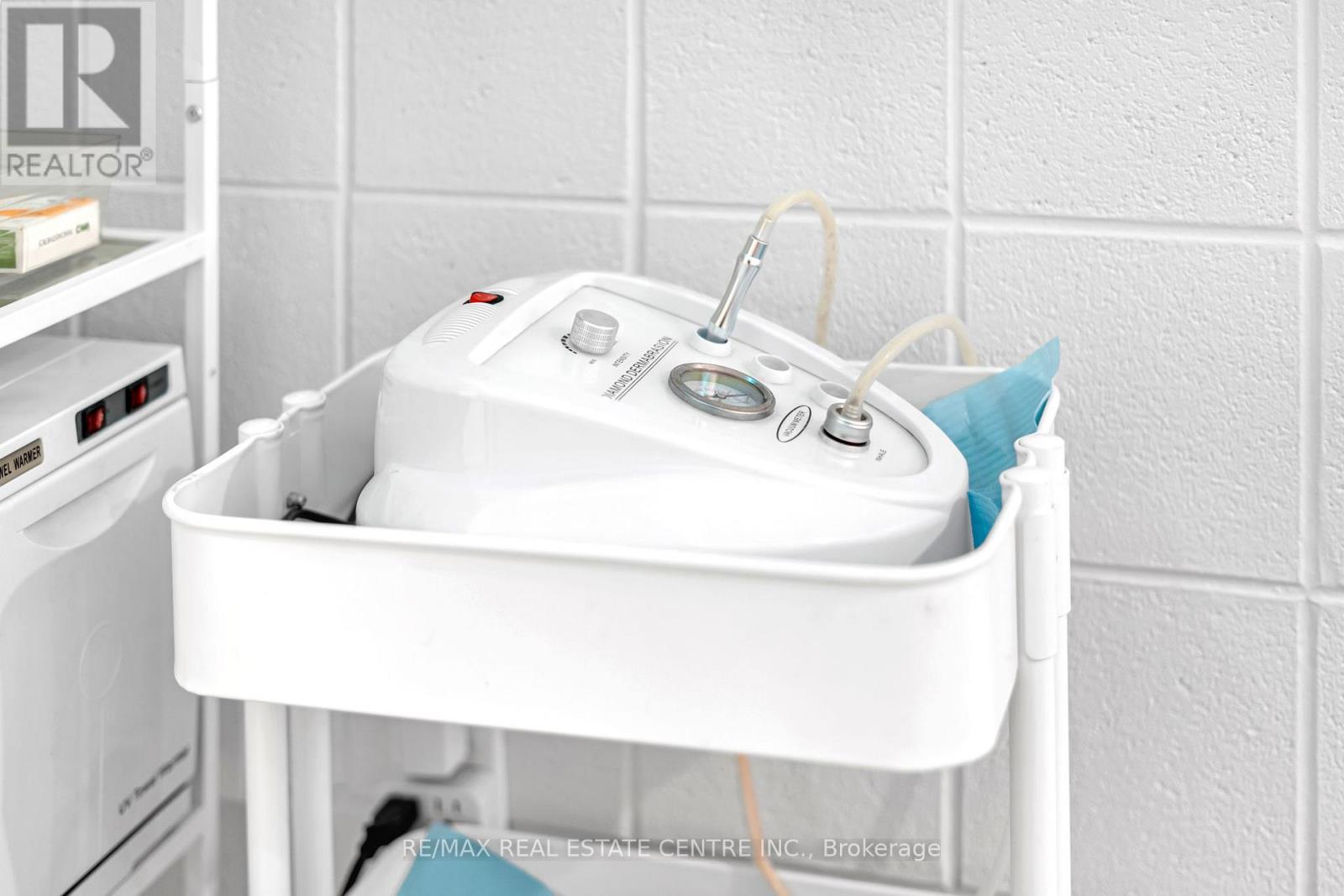 761 Brant Street, Burlington, Ontario  L7R 2H7 - Photo 22 - W12782788