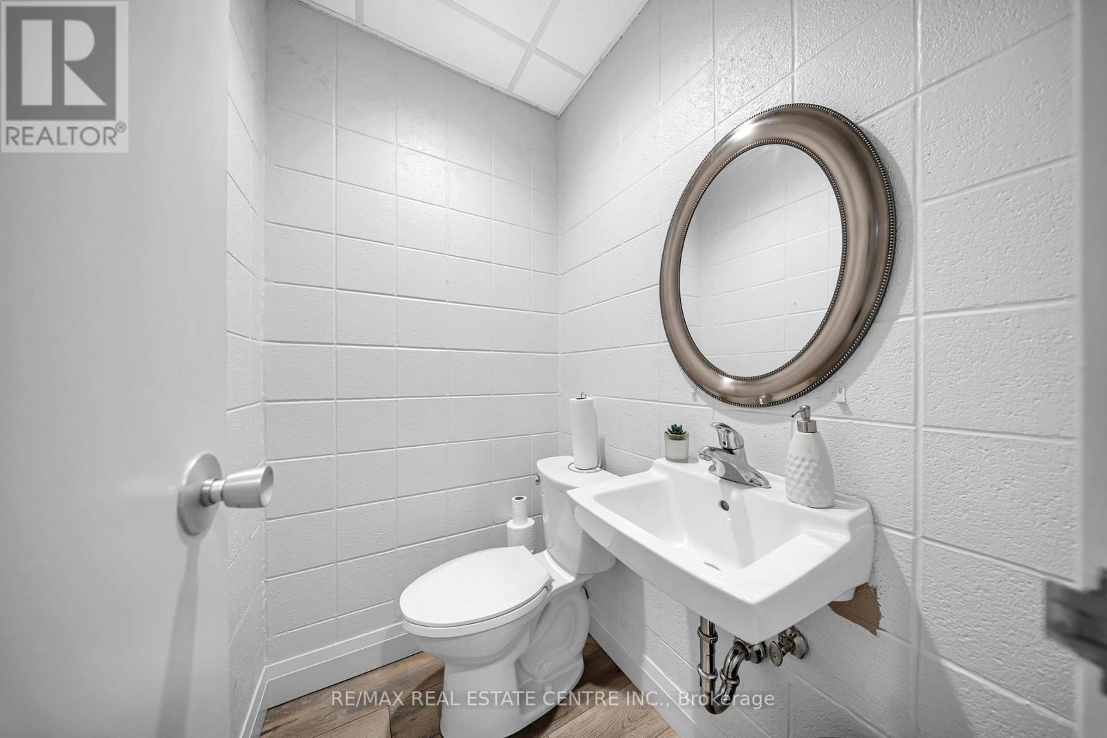 761 Brant Street, Burlington, Ontario  L7R 2H7 - Photo 28 - W12782788