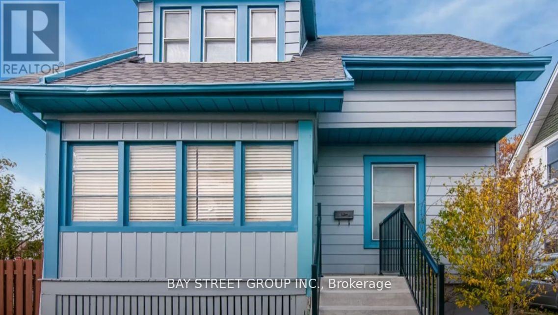 UPPER - 92 NELSON STREET W, Brampton, Ontario