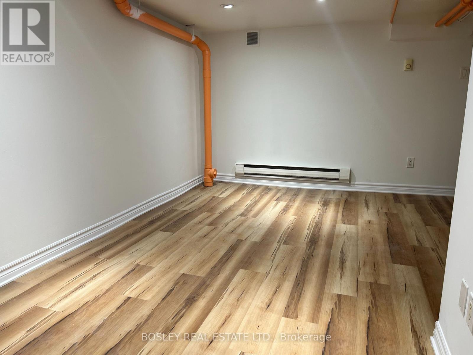 Lower - 1154 Dovercourt Road, Toronto, Ontario  M6H 2X9 - Photo 5 - W12782820