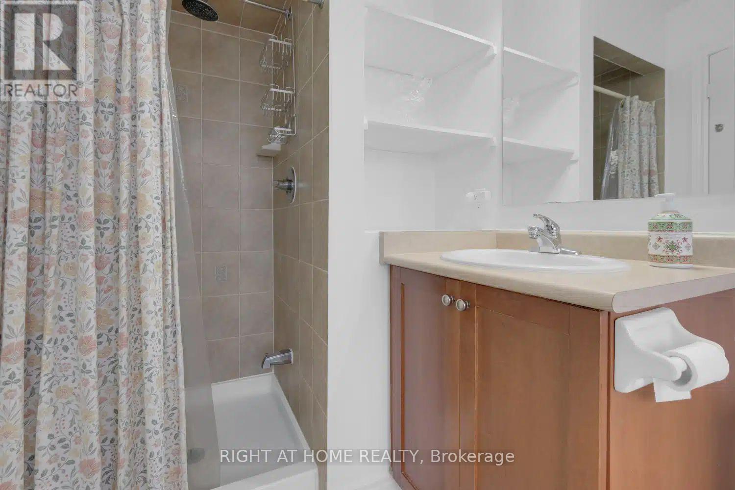 53 Silent Pond Crescent, Brampton, Ontario  L6V 4S9 - Photo 28 - W12782822