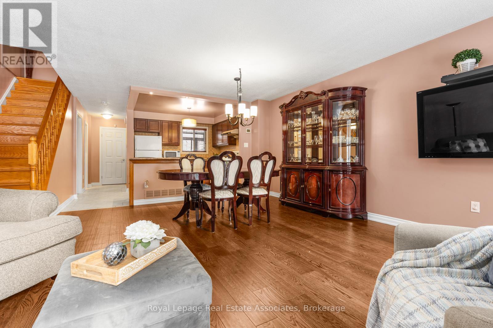 4288 Shelby Crescent, Mississauga, Ontario  L4W 3N5 - Photo 15 - W12782838