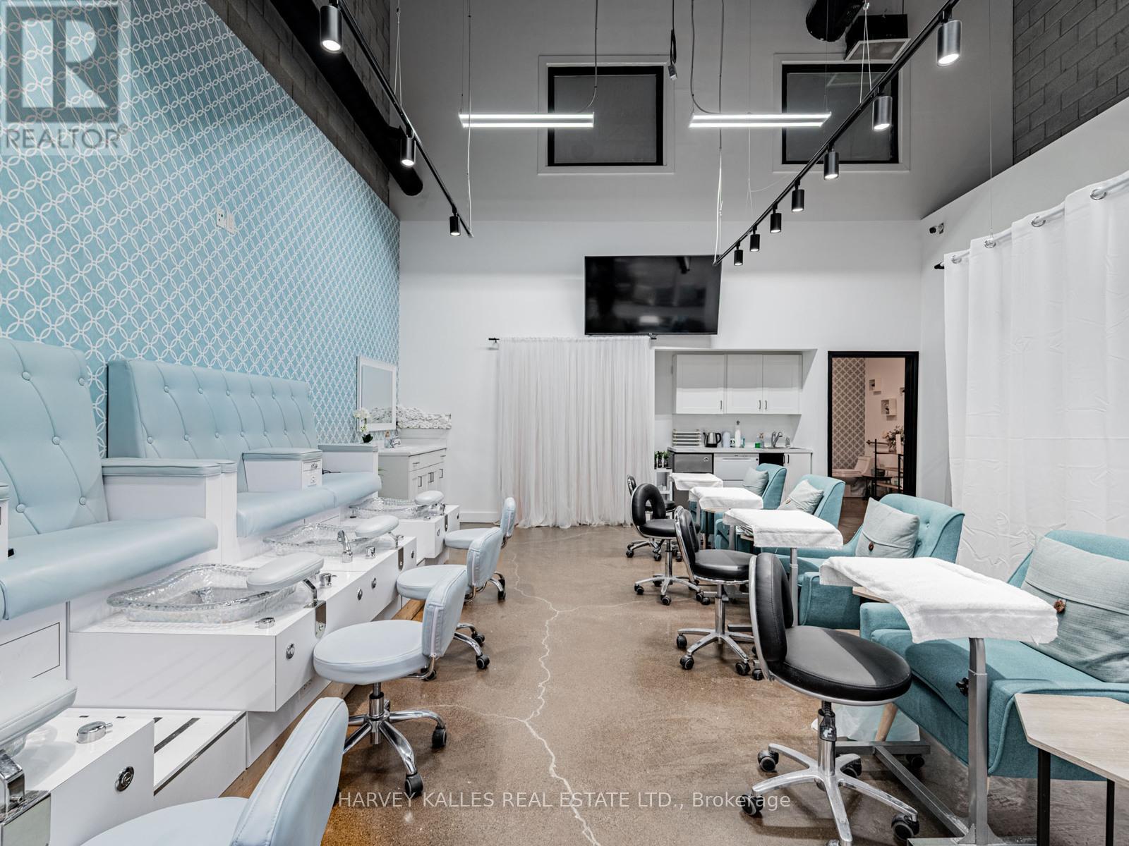 57 - 1215 Queensway E, Mississauga, Ontario  L4Y 0G4 - Photo 6 - W12782860