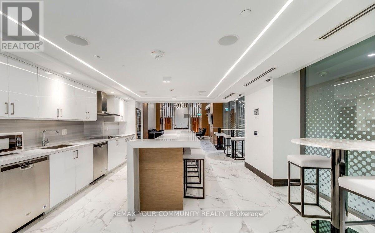 408 - 15 Queens Quay E, Toronto, Ontario  M5E 0C5 - Photo 17 - C12782714