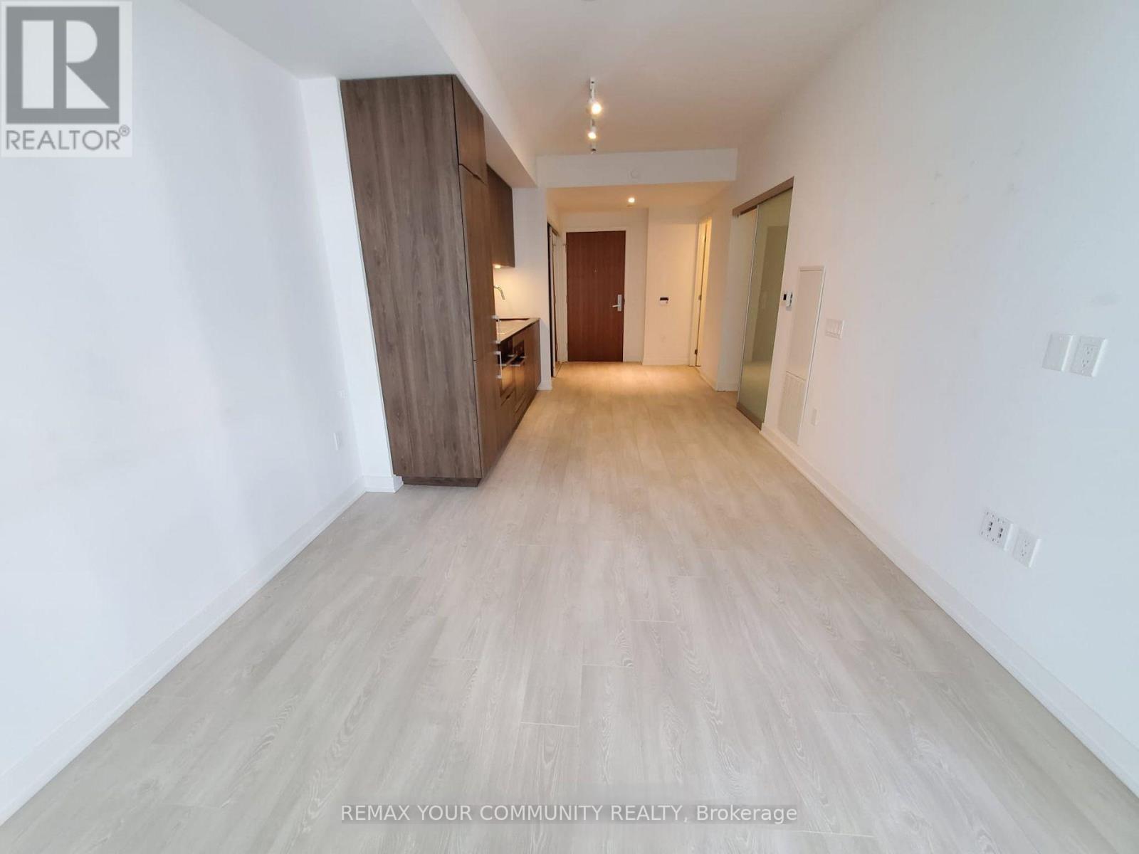 408 - 15 Queens Quay E, Toronto, Ontario  M5E 0C5 - Photo 4 - C12782714