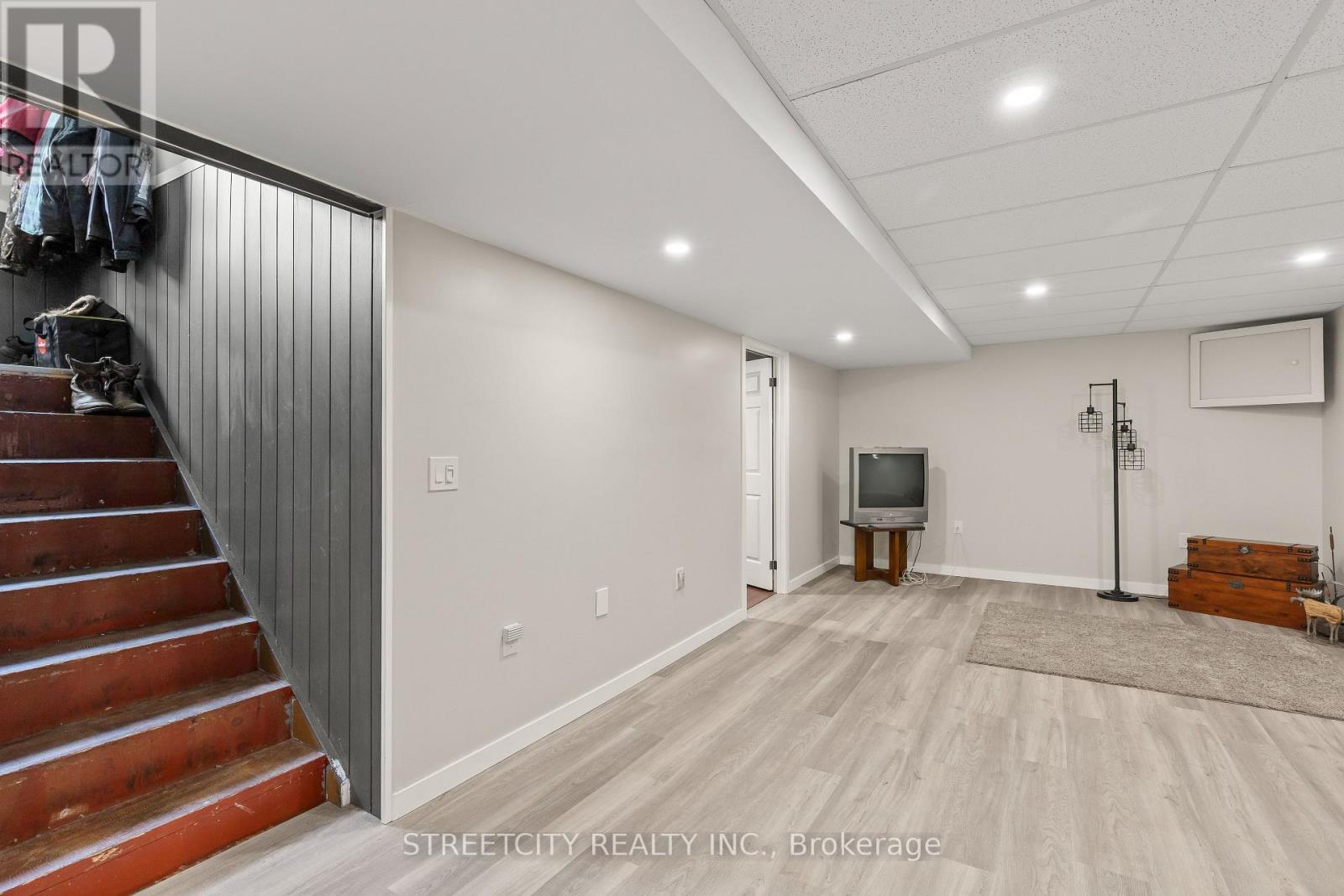 2632 Catherine Street, Thames Centre, Ontario  N0L 1G4 - Photo 15 - X12783068