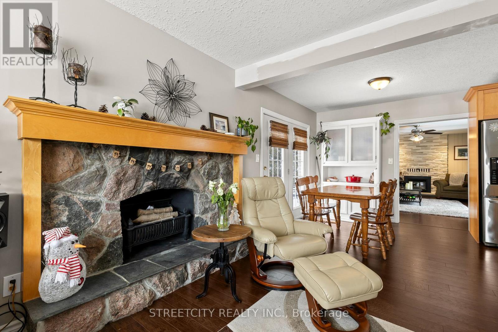 2632 Catherine Street, Thames Centre, Ontario  N0L 1G4 - Photo 4 - X12783068