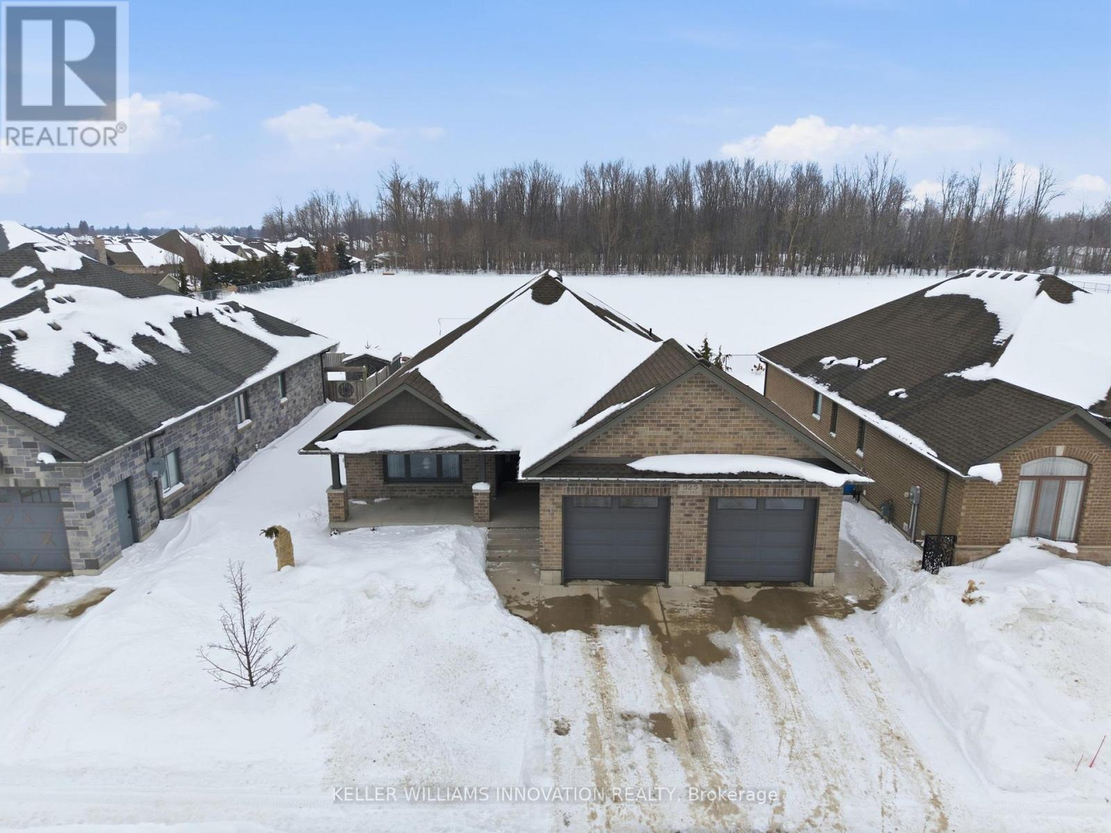 525 Krotz Street E, North Perth, Ontario  N4W 0E4 - Photo 1 - X12782754