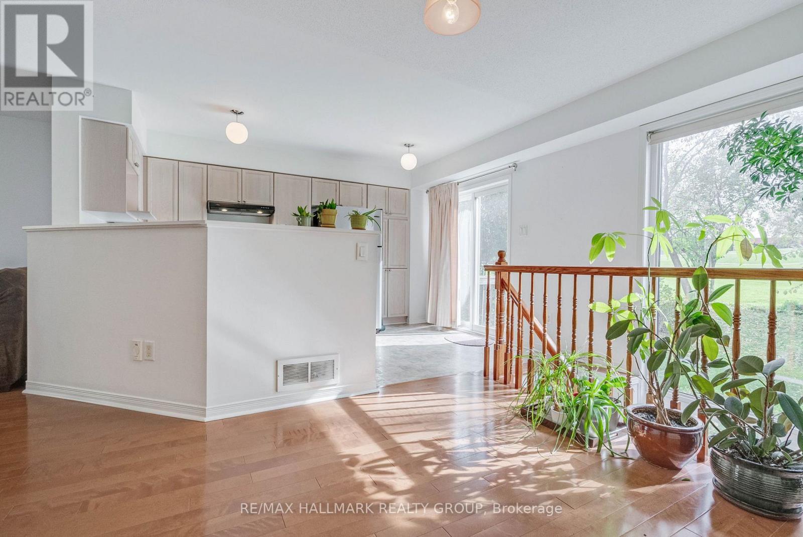 548 Aberfoyle Circle, Ottawa, Ontario  K2K 3R2 - Photo 14 - X12782912