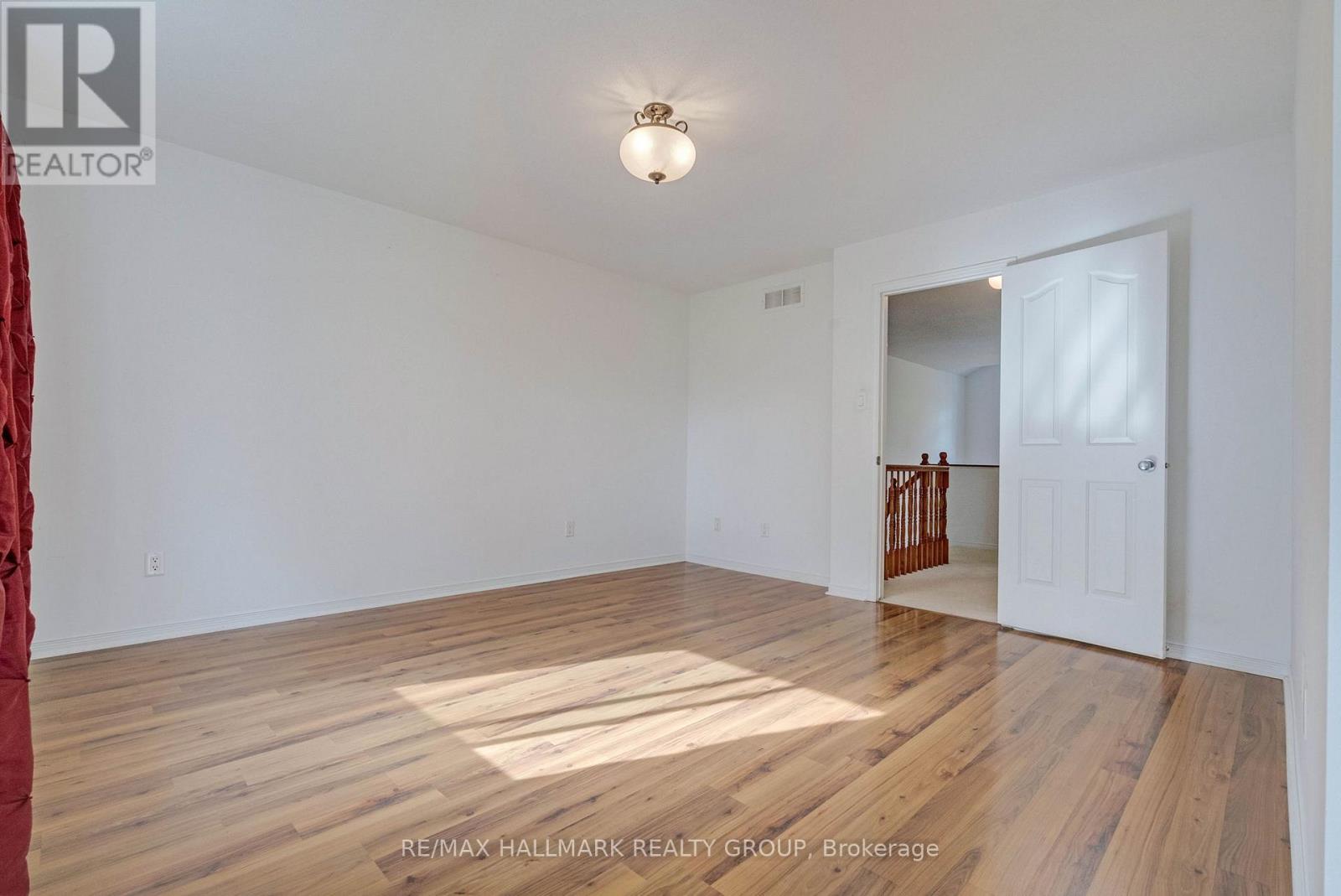 548 Aberfoyle Circle, Ottawa, Ontario  K2K 3R2 - Photo 23 - X12782912