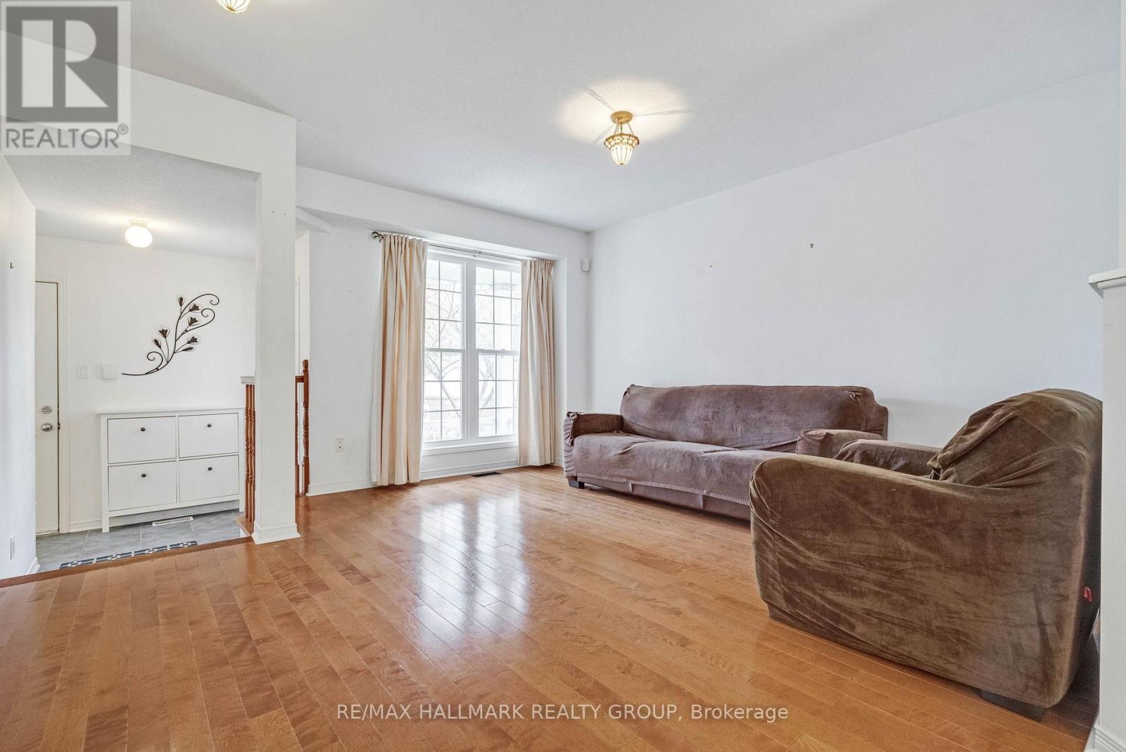 548 Aberfoyle Circle, Ottawa, Ontario  K2K 3R2 - Photo 9 - X12782912