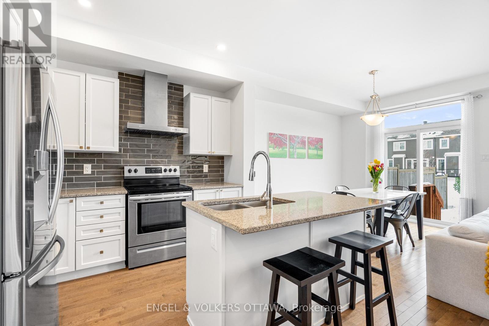 56 Gardenpost Terrace, Ottawa, Ontario  K4A 5H2 - Photo 8 - X12782930