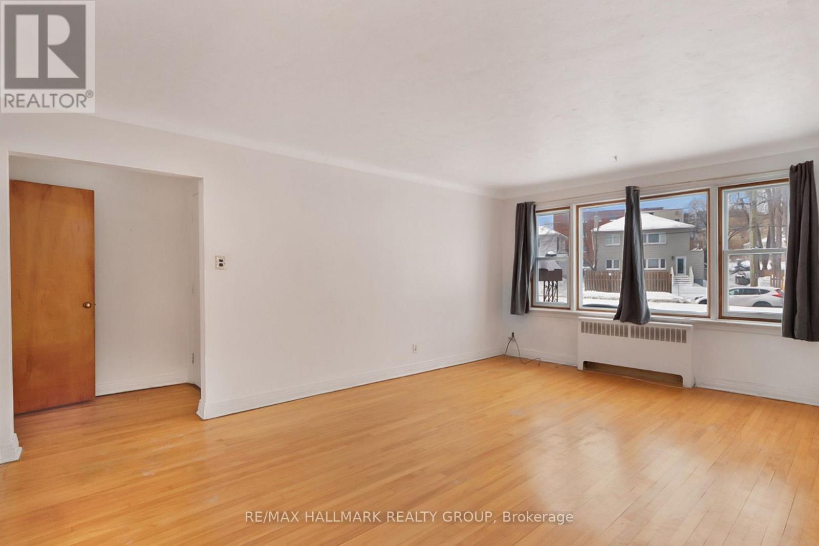 3 - 1171 Merivale Road, Ottawa, Ontario  K1Z 6B6 - Photo 2 - X12782944