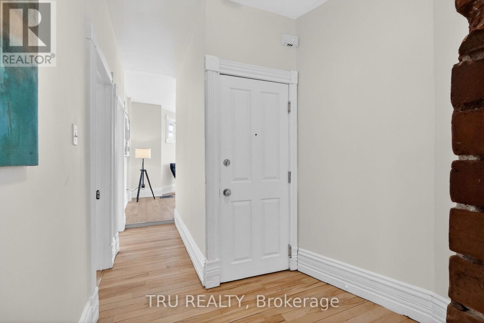 2 - 96 James Street, Ottawa, Ontario  K1R 5M3 - Photo 6 - X12783084