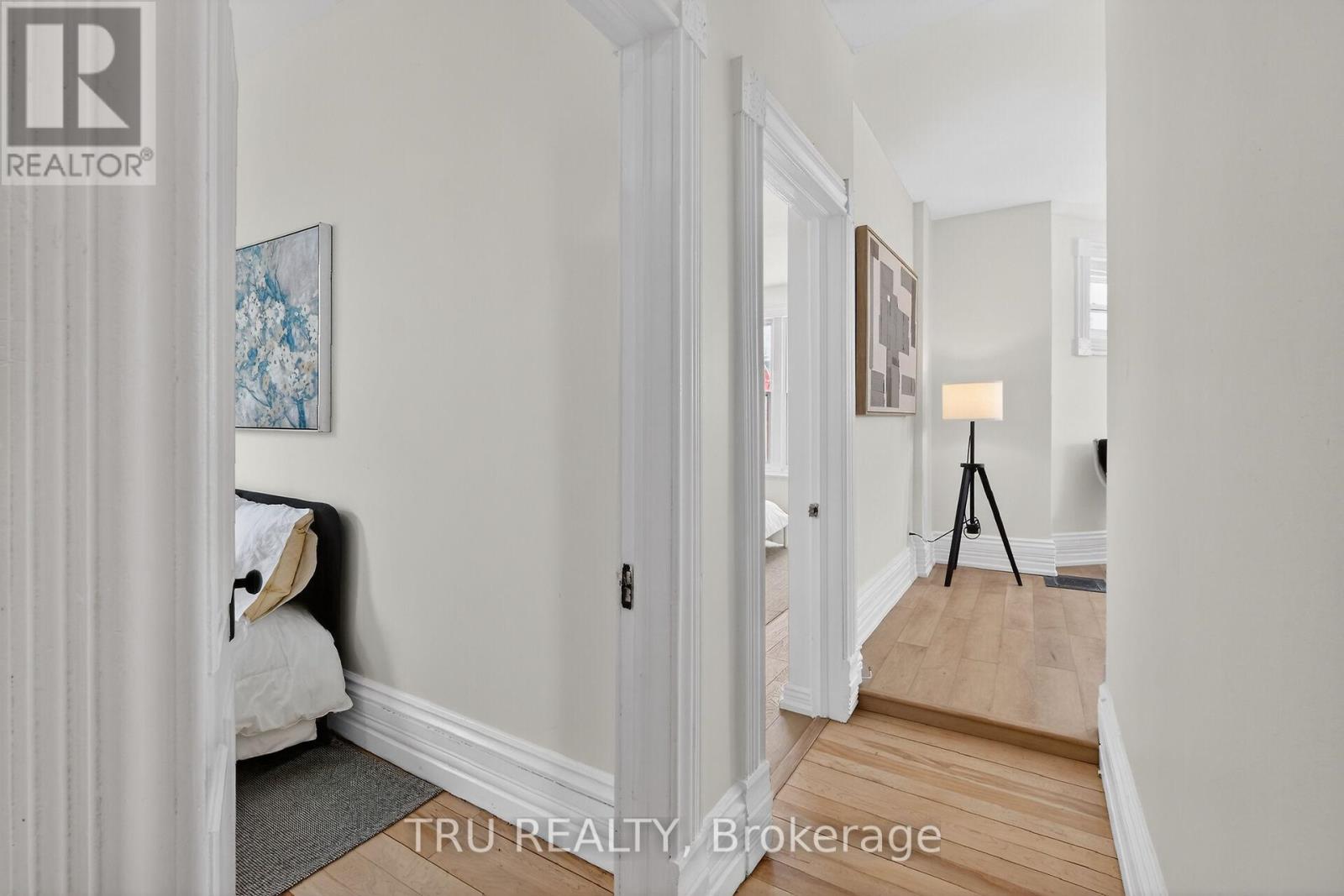 2 - 96 James Street, Ottawa, Ontario  K1R 5M3 - Photo 7 - X12783084