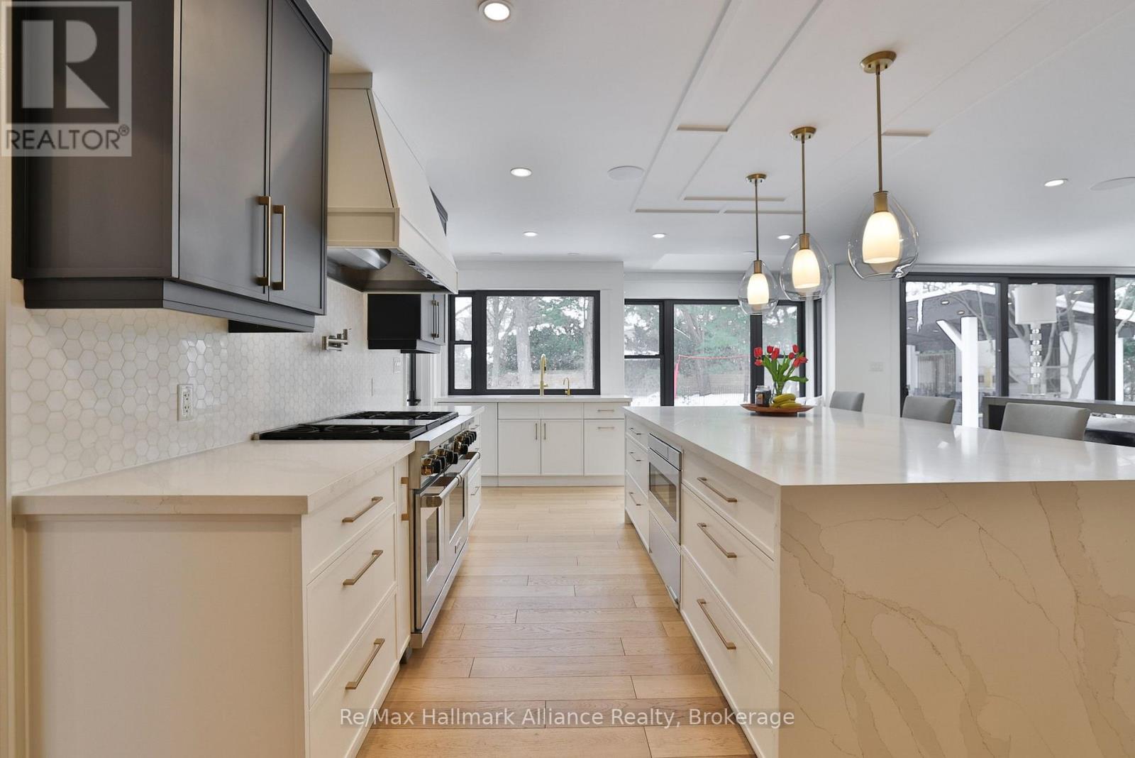 200 Chartwell Road, Oakville, Ontario  L6J 3Z8 - Photo 13 - W12783046