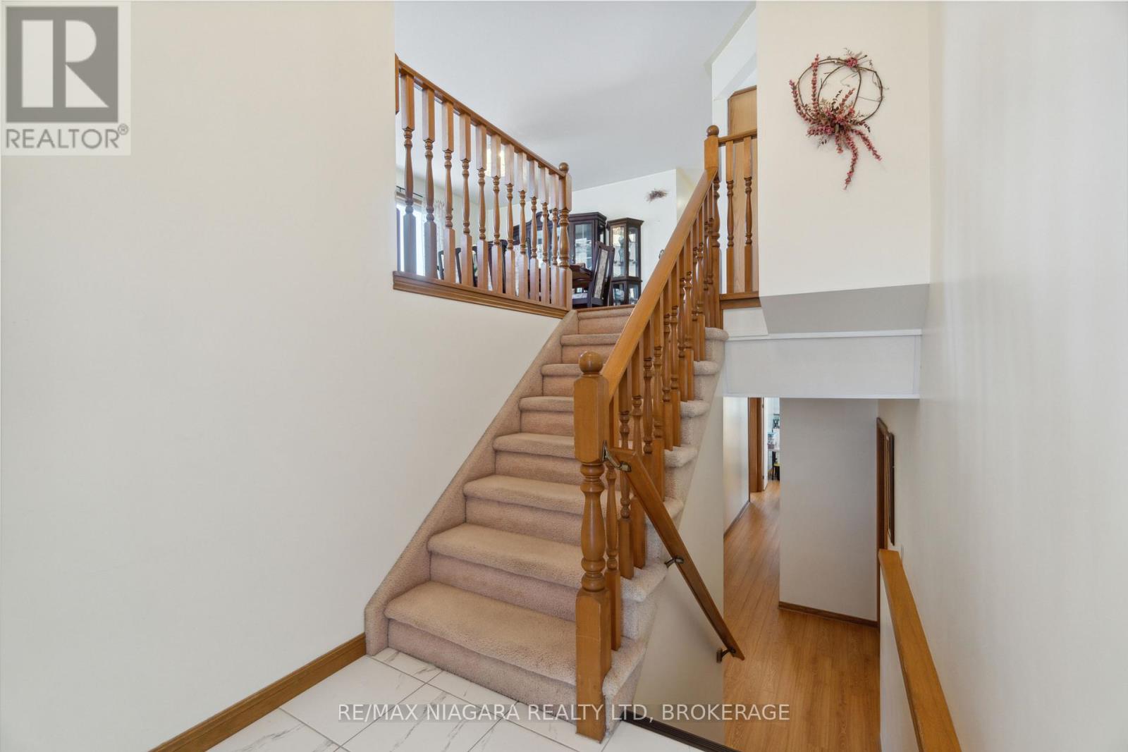 7516 Monastery Drive, Niagara Falls, Ontario  L2H 3A7 - Photo 2 - X12782888