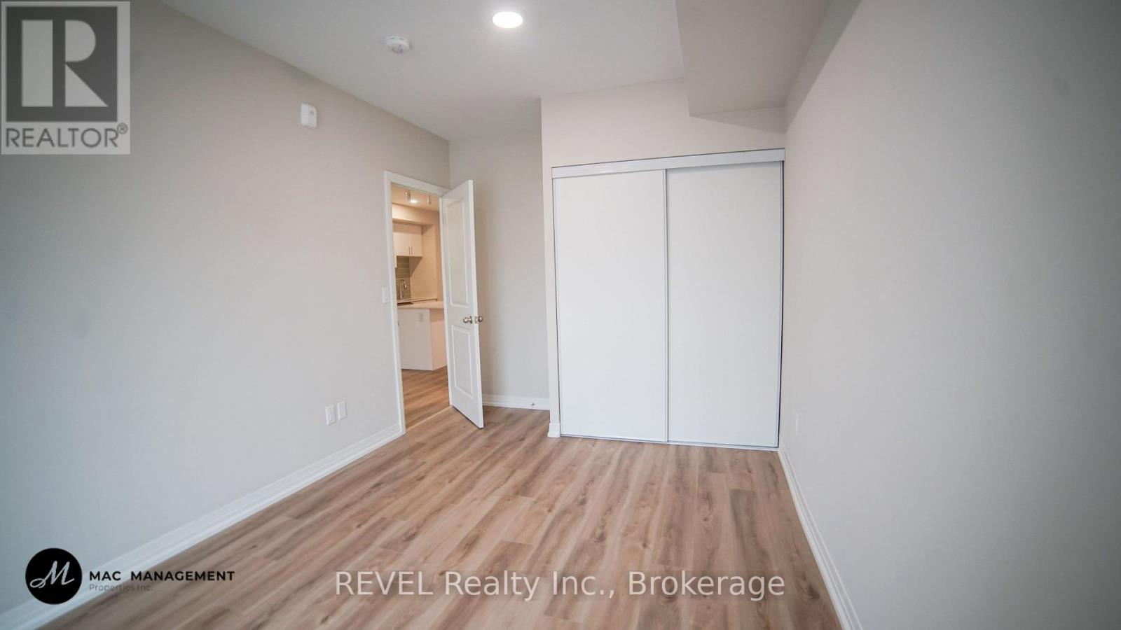 346 - 50 Herrick Avenue, St. Catharines, Ontario  L2P 0G3 - Photo 17 - X12783040