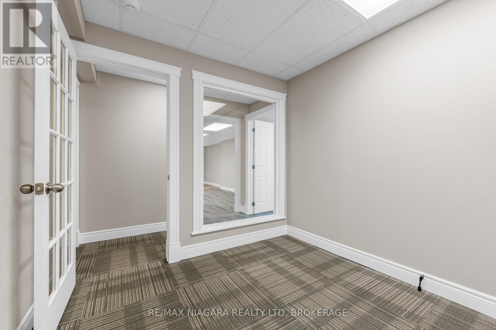 5023 King Street, Lincoln (Beamsville), Ontario  L0R 1B0 - Photo 13 - X12783112