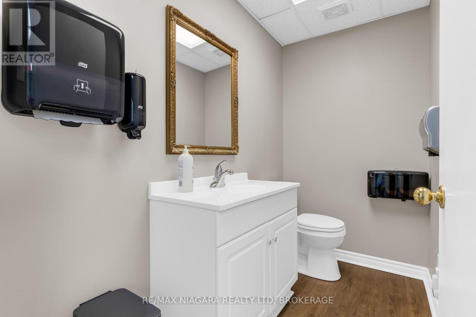 5023 King Street, Lincoln (Beamsville), Ontario  L0R 1B0 - Photo 18 - X12783112