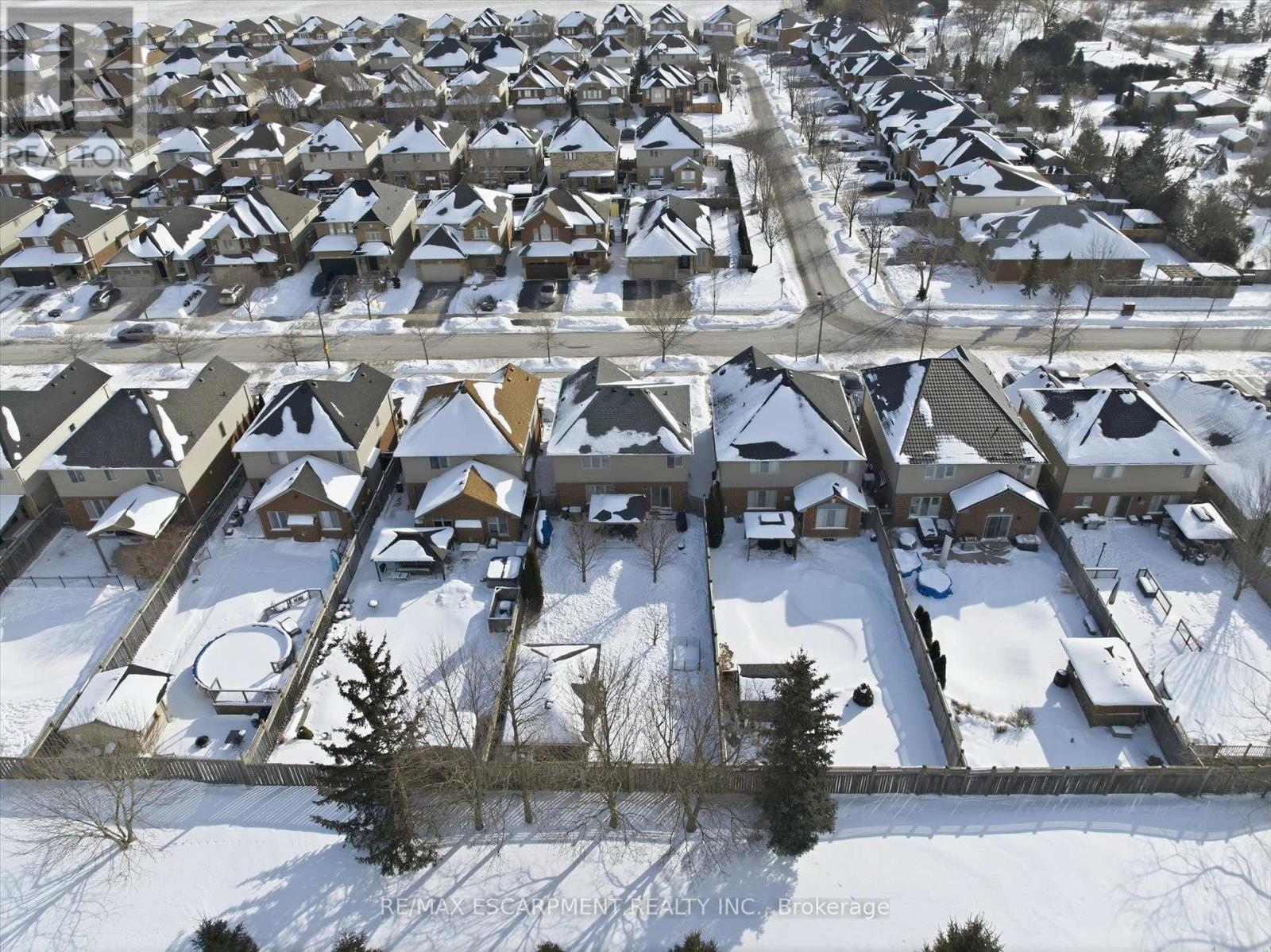 41 Tanglewood Drive, Hamilton, Ontario  L0R 1C0 - Photo 47 - X12780142