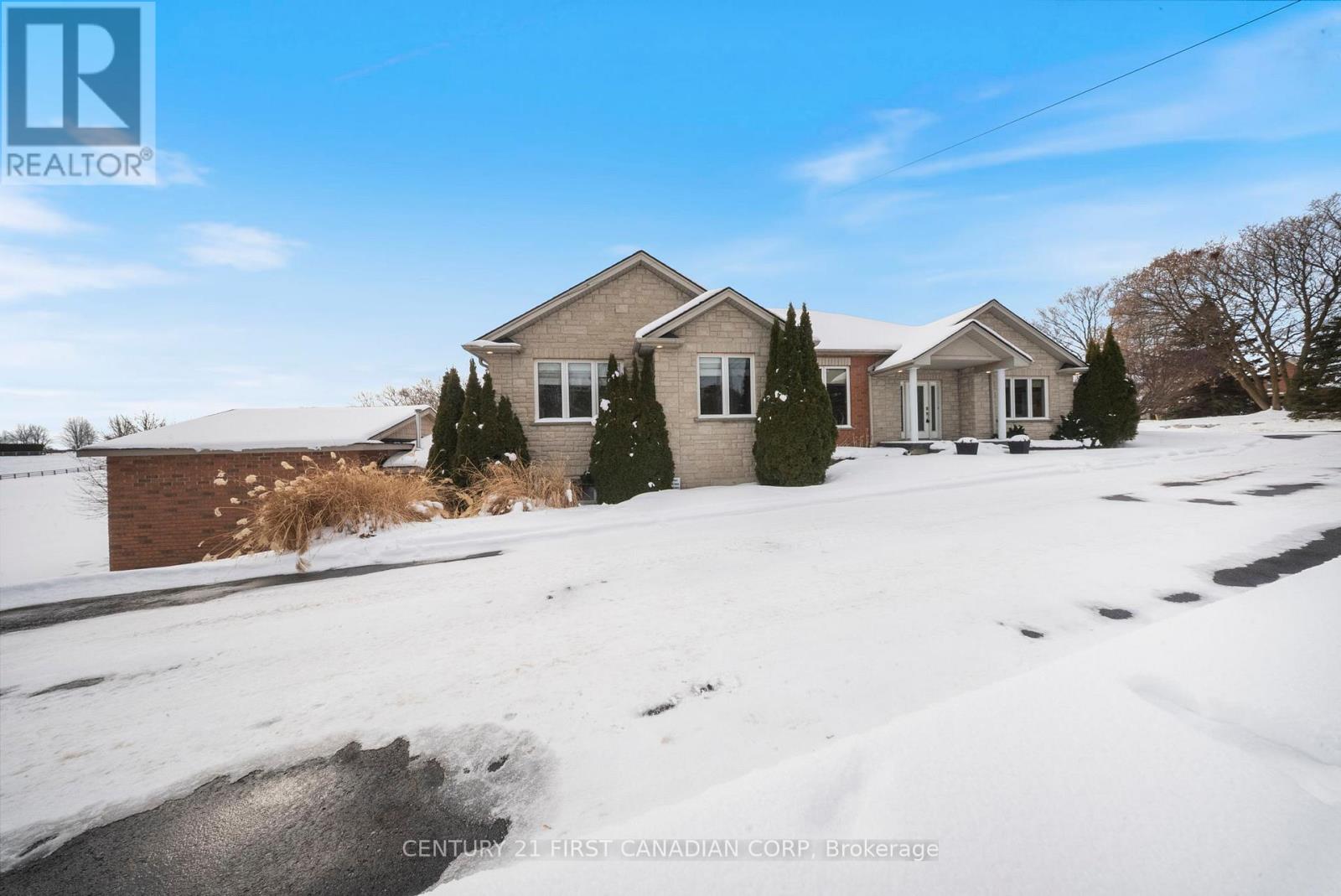 270 Mcgill Road, Brant, Ontario  N0E 1K0 - Photo 2 - X12778784