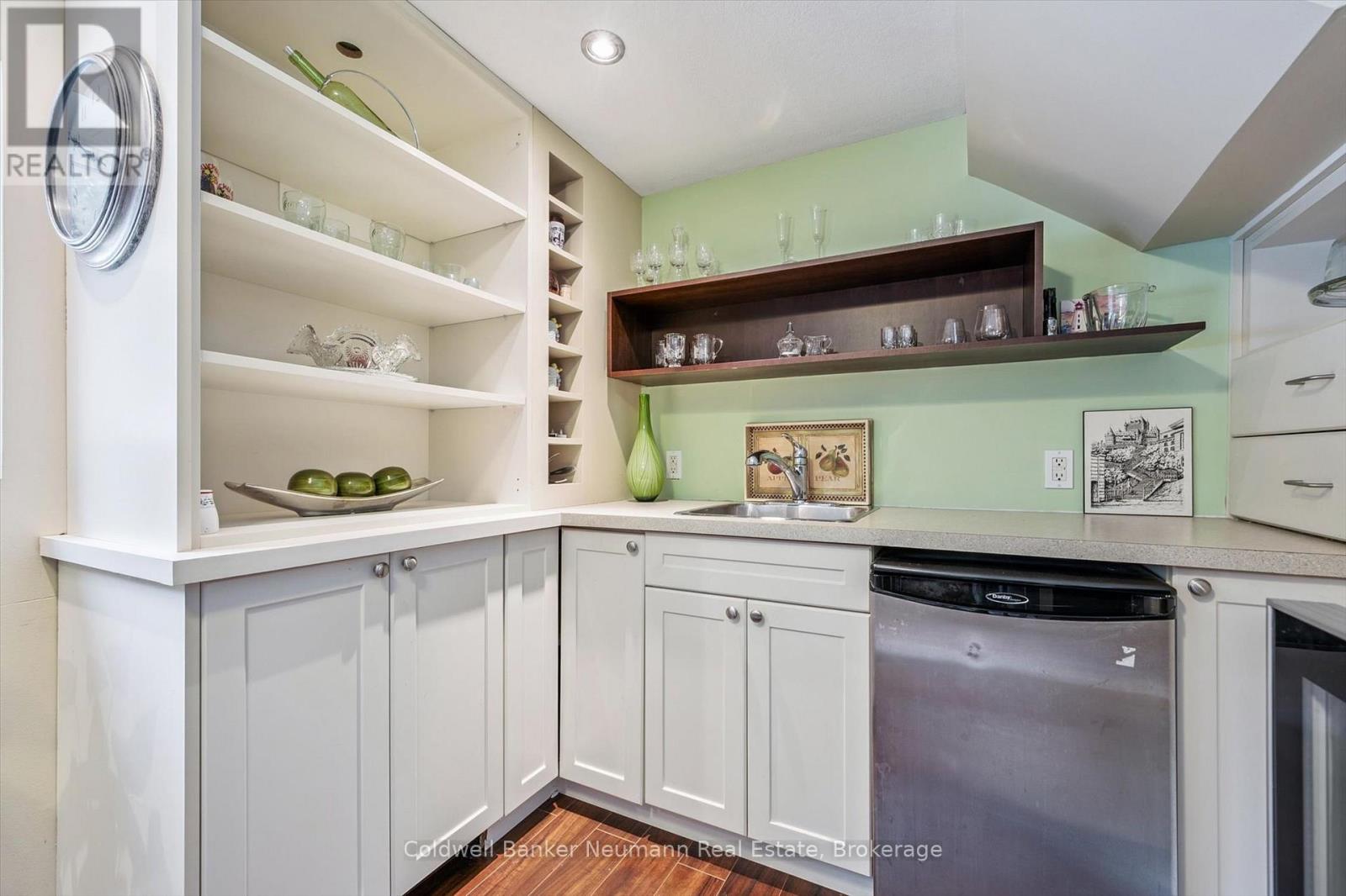 212 Waverley Drive, Guelph, Ontario  N1E 1H4 - Photo 19 - X12699052