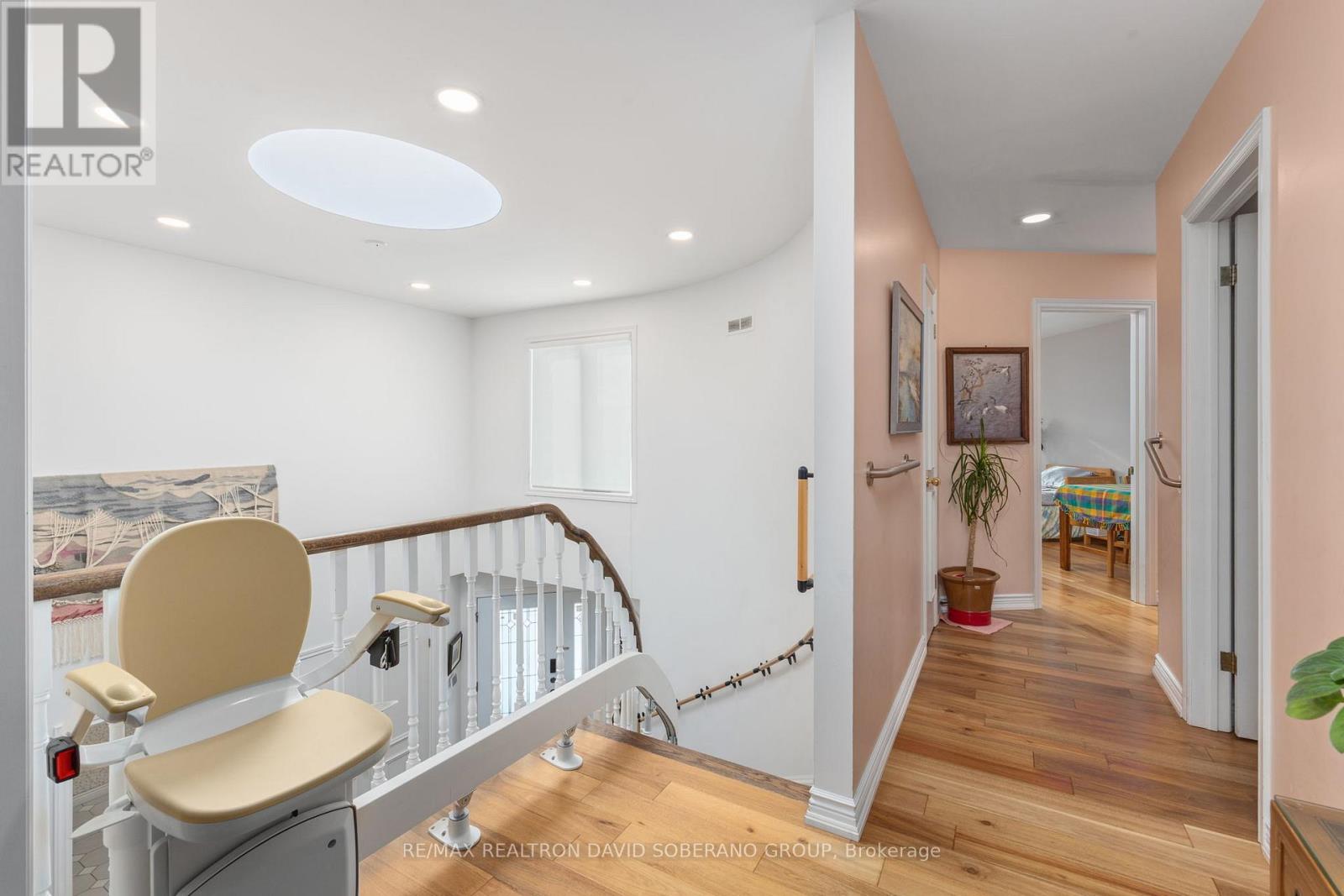 11 Thamesford Court, Toronto, Ontario  M3H 5Z9 - Photo 28 - C12782920