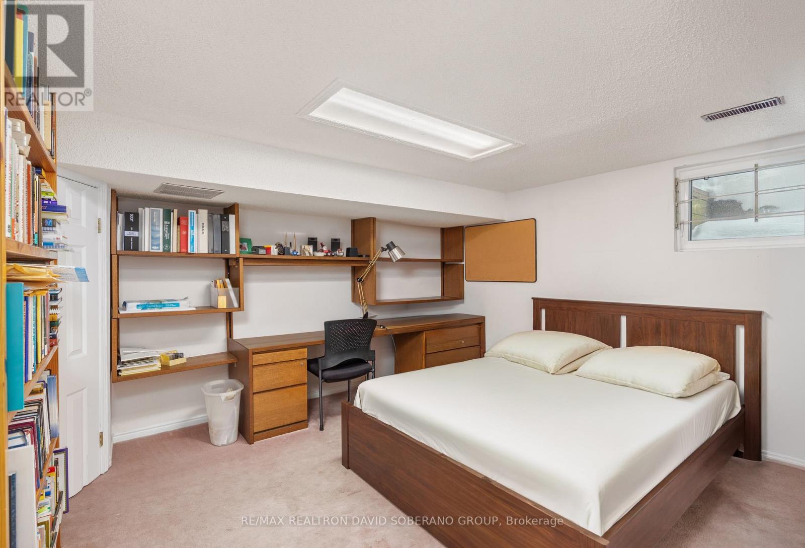 11 Thamesford Court, Toronto, Ontario  M3H 5Z9 - Photo 29 - C12782920