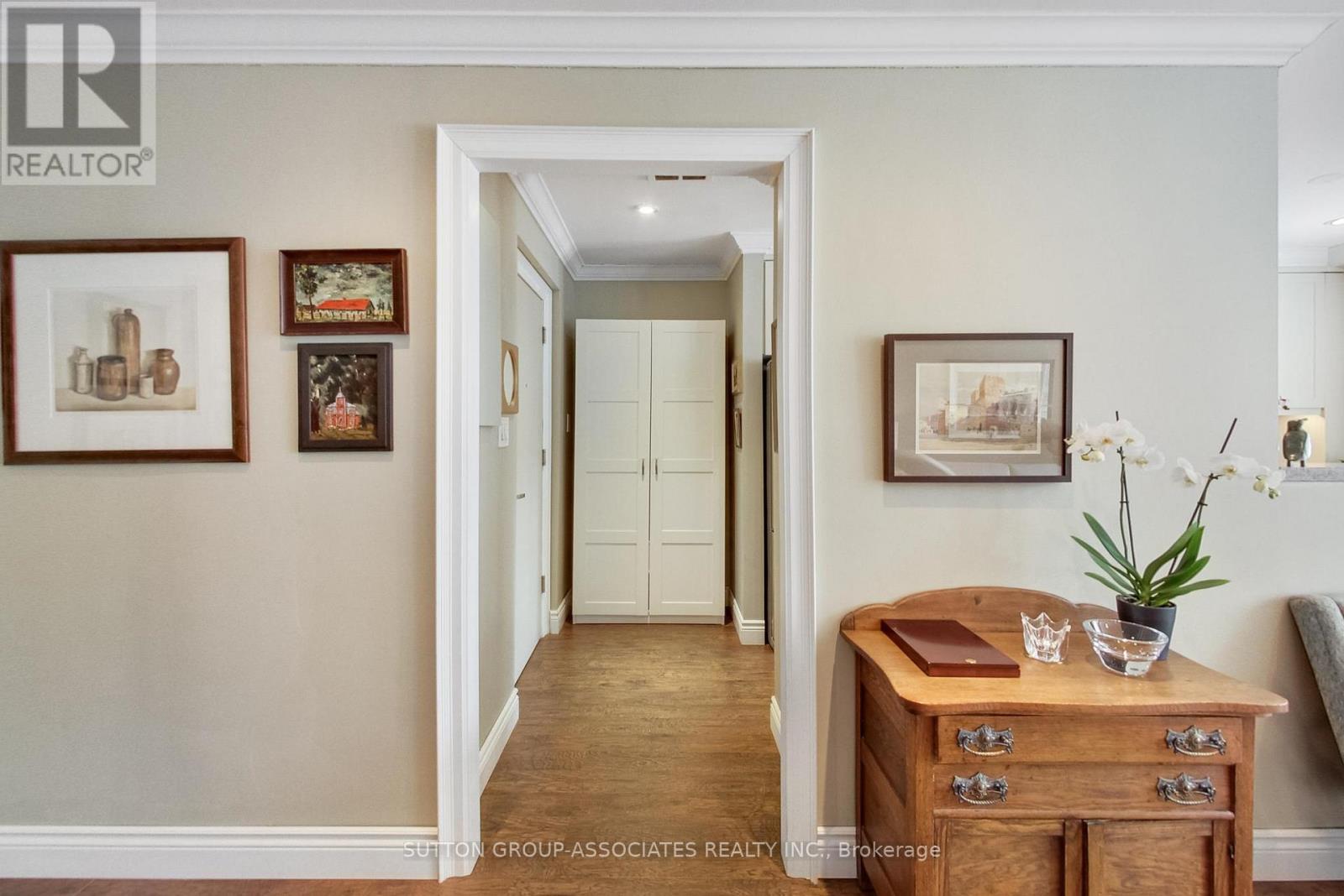 204 - 40 Glen Road, Toronto, Ontario  M4W 2V1 - Photo 2 - C12782958