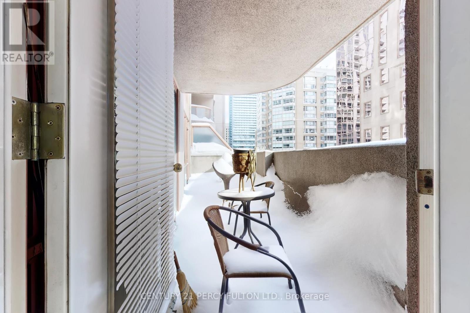 703 - 736 Bay Street, Toronto, Ontario  M5G 2M4 - Photo 35 - C12782966