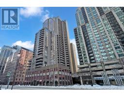 703 - 736 BAY STREET, Toronto, Ontario
