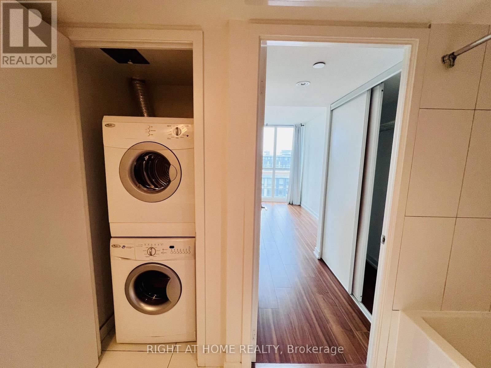 1109 - 85 Queens Wharf Road, Toronto, Ontario  M5V 0J9 - Photo 7 - C12783044